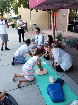 people in a cpr class